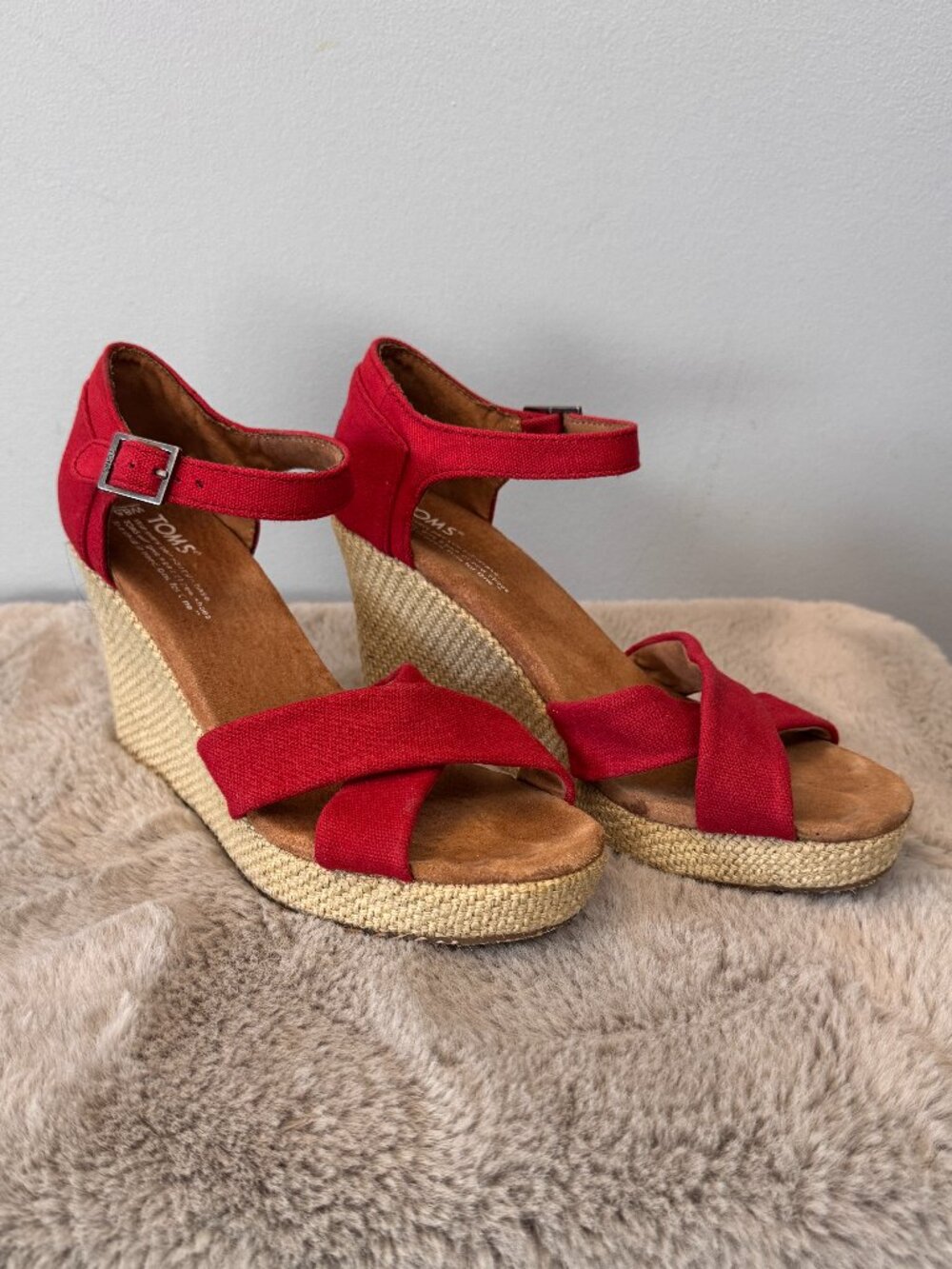 TOMS Harper Canvas Espadrille Wedge Sandals Red Ankle Strap Platform Size 8.5